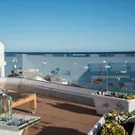 Modern With Ocean View 아파트 *