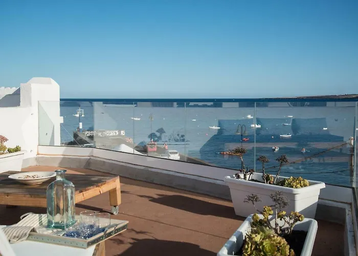 Modern With Ocean View 公寓 *